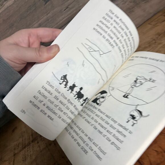 Rowley Jefferson's Awesome Friendly Adventure with Help from Greg Heffley Paperb - Picture 7 of 12